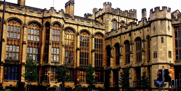 Hình ảnh | University of Bristol, Vương Quốc Anh | EasyUni