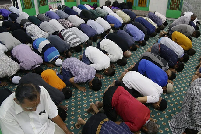 Hành lễ Ramadan của người Hồi giáo tại Sài gòn